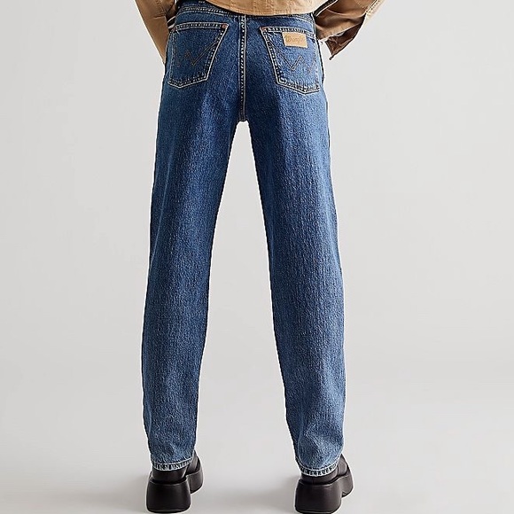 Vintage Straight Leg Wrangler Jeans - Picture 2 of 8